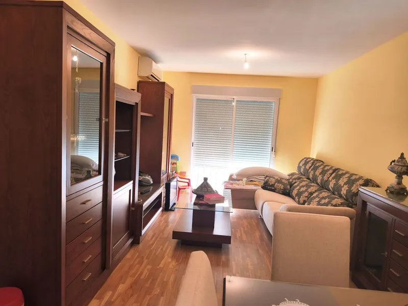 Casa de 4 habitaciones en Ciudad Real - Imagen